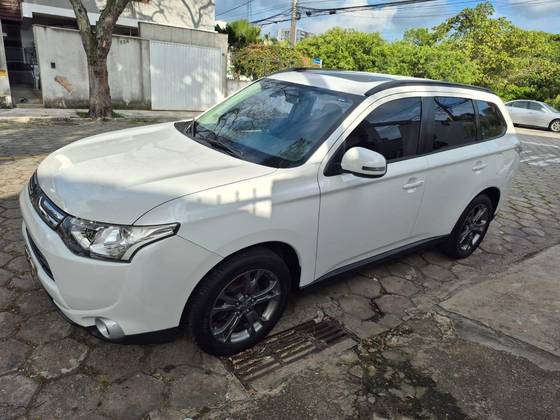 MITSUBISHI OUTLANDER 2.0 16V GASOLINA 4P AUTOMÁTICO MITSUBISHI OUTLANDER 2.0 16V GASOLINA 4P AUTOMÁTICO